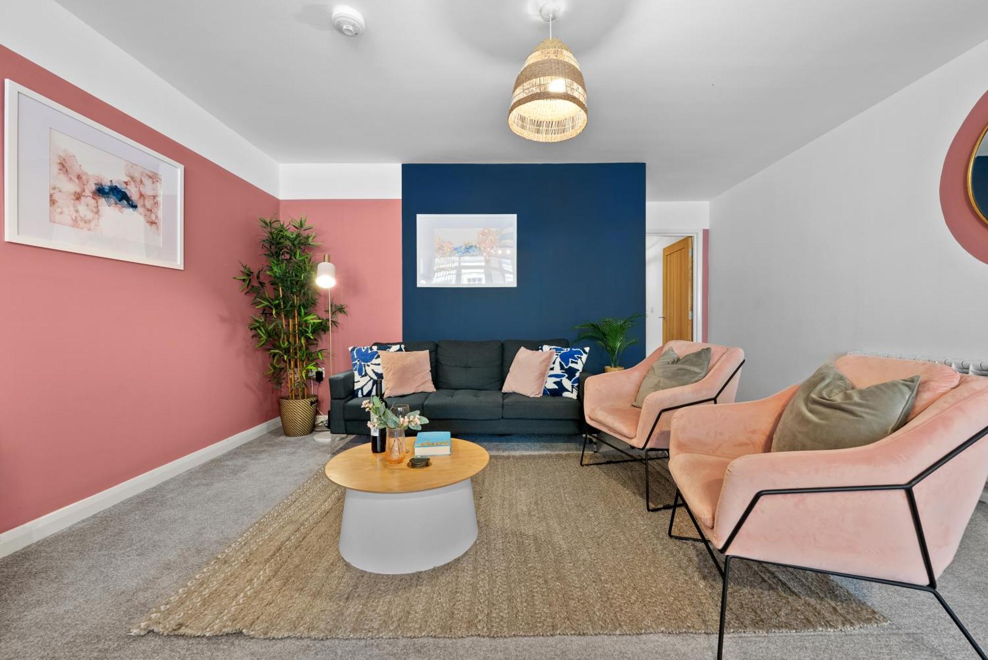 Glevum Lodge - 2 Bedroom Town Centre Apartment 赛伦塞斯特 外观 照片